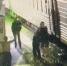Неадекватный мужчина с ножом взял в заложники пассажирку поезда в Ростовской области - Панорама
