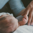 Родители с младенцем. Фото donnews.ru - DonNews.Ru