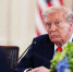 Трамп надеется, что сможет поспособствовать мирной сделке  | Источник: AARON SCHWARTZ / POOL - 161.Ru
