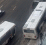 Автобус протаранил остановку в центре Ростова - Панорама
